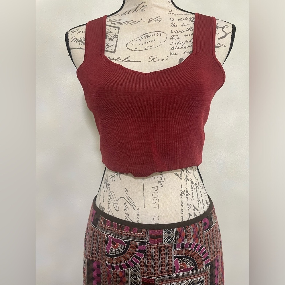 ‼️ cute red Banana Republic crop top SZ Large EUC